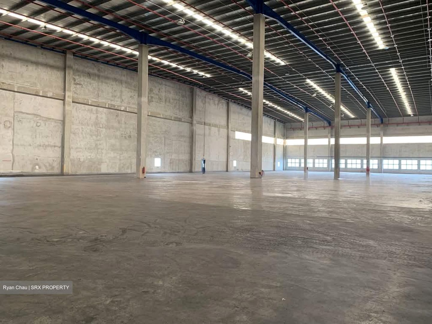Pandan Road (D22), Warehouse #564755501